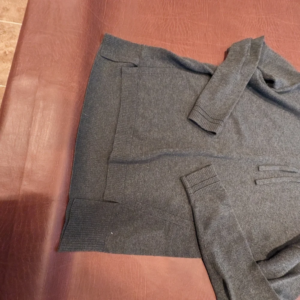 SOMA Hoodie - Picture 3 of 4